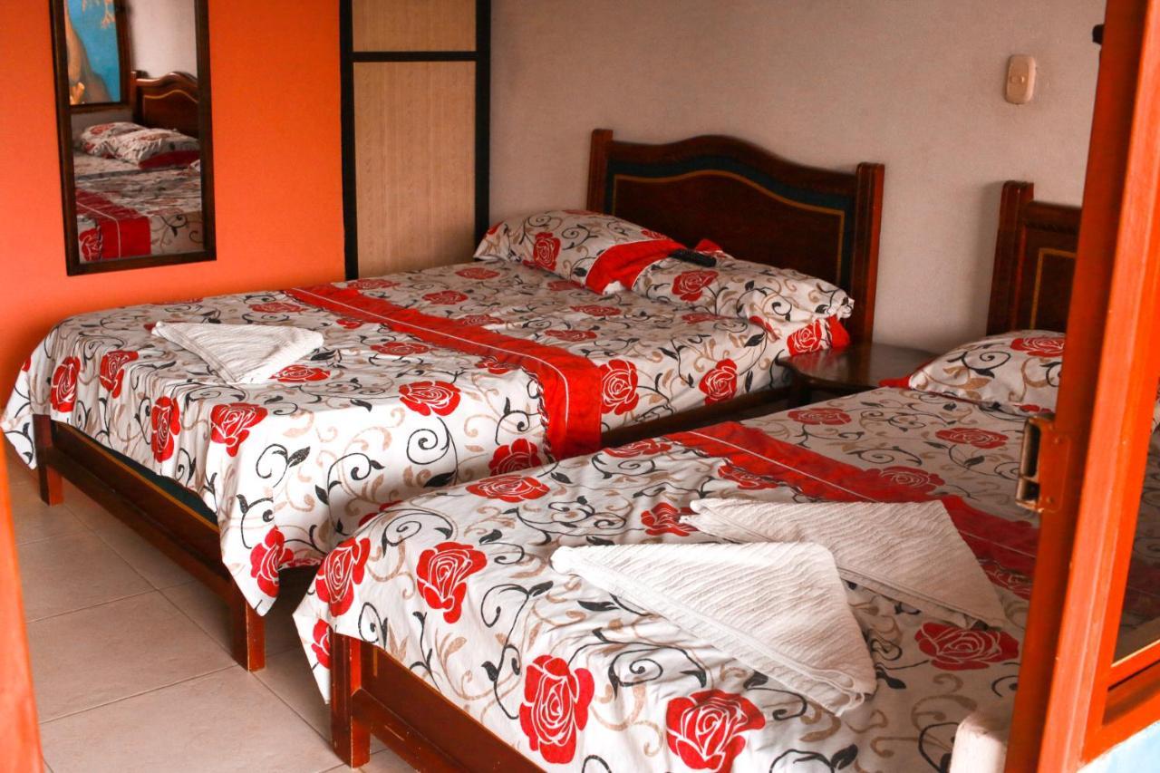 Casa Pacha Hotel Гуадуас Екстериор снимка